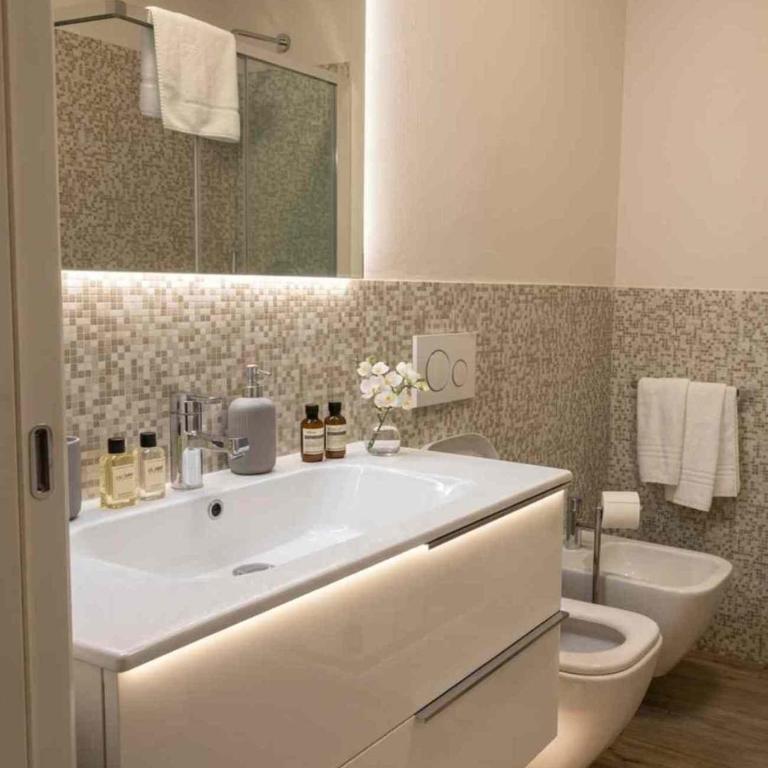 La Suite di Romeo - Appartamento con 1 Camera da Letto - 40