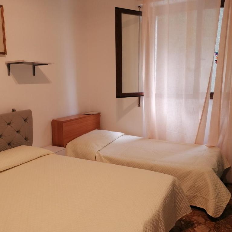 B&B Vacanze Alassio - Camera Familiare con Bagno Privato - 17