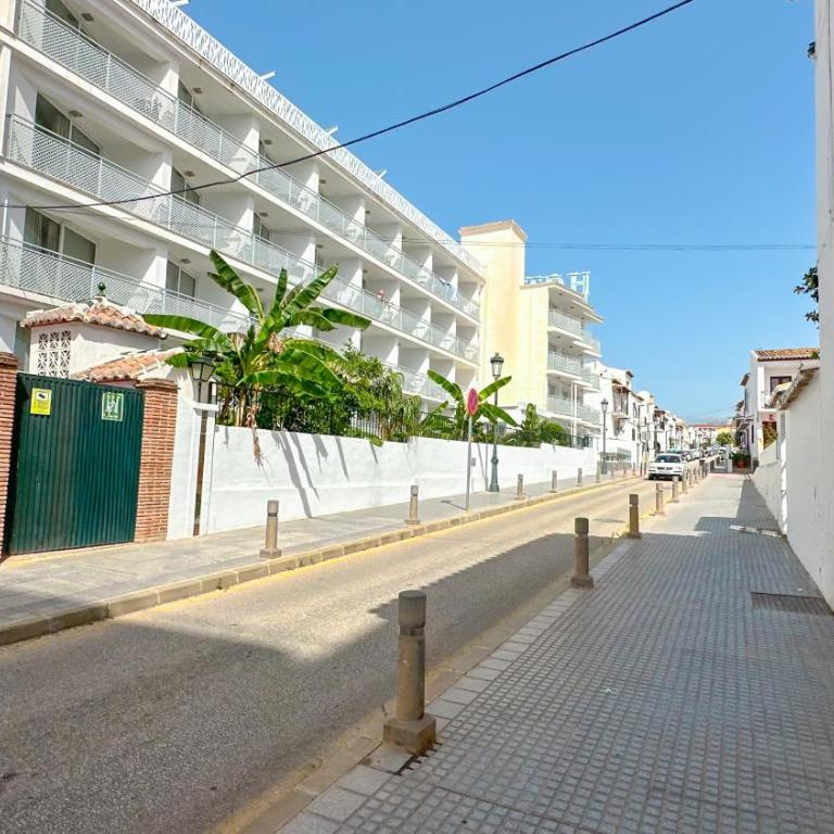 Edif Miami, 350m to the beach, views, pool - Two-Bedroom Apartment - 32