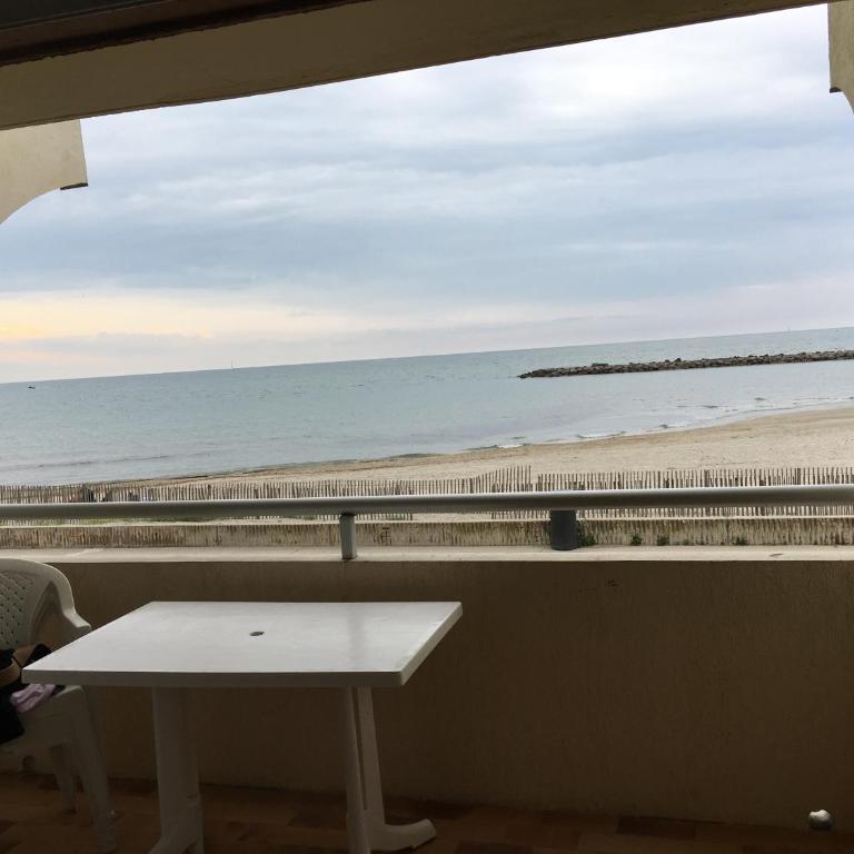 Palavas Front de Mer Les Pieds dans l'eau - Appartement 1 Chambre - 2