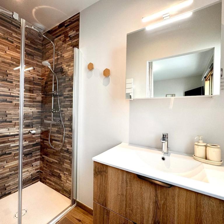 Maison Familiale 10 pers - 4 suites avec salle de bain privative - Villa - 4