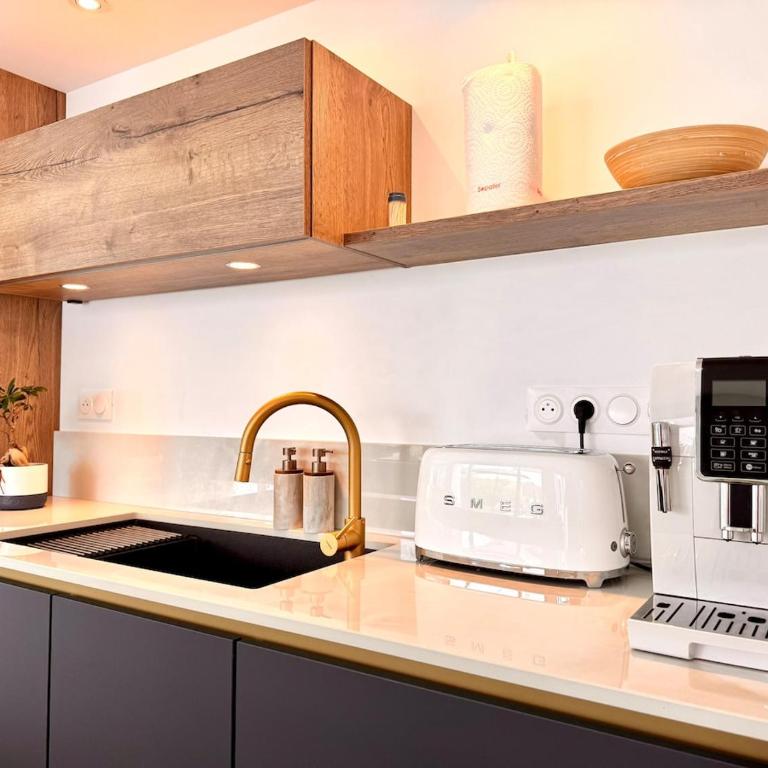Maison Familiale 10 pers - 4 suites avec salle de bain privative - Villa - 12
