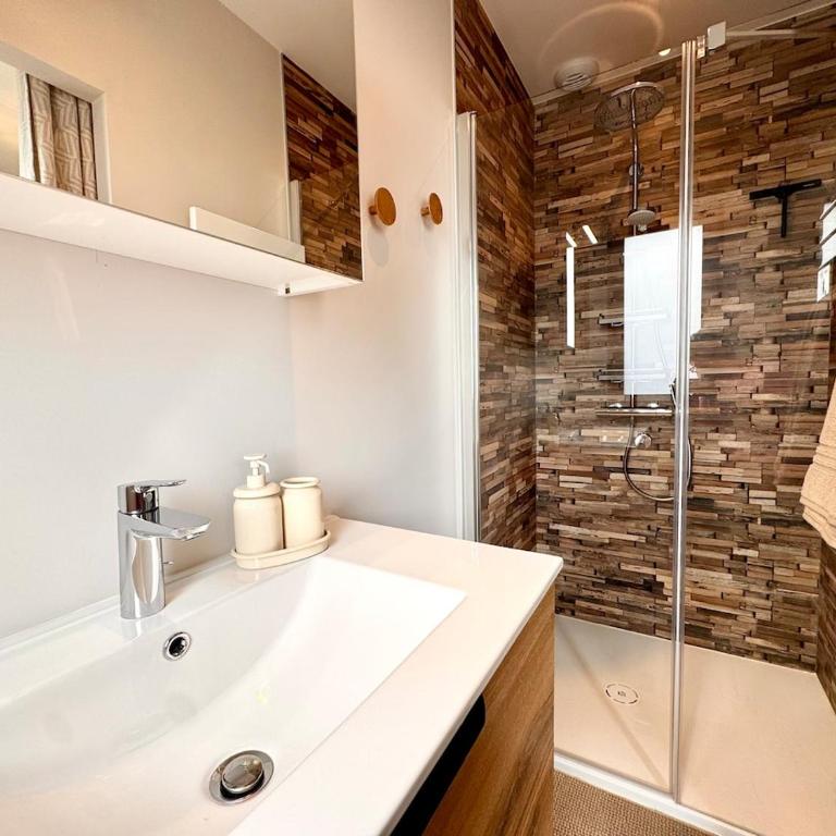 Maison Familiale 10 pers - 4 suites avec salle de bain privative - Villa - 29