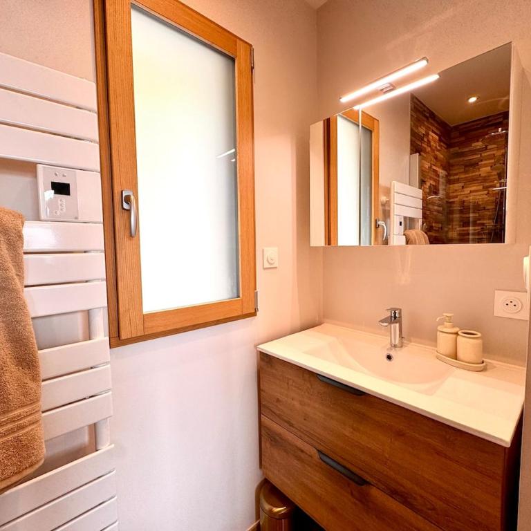 Maison Familiale 10 pers - 4 suites avec salle de bain privative - Villa - 34