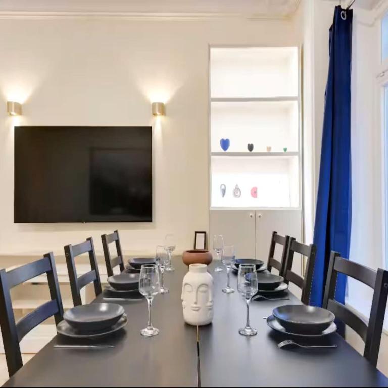 Arc de Triomphe Apartment for 8 - Appartement 3 Chambres - 6