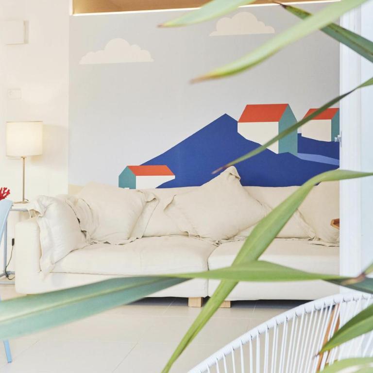 N004 - Villa Ulisse, splendido trilocale a 100m dal mare - Appartamento con 2 Camere da Letto - 5