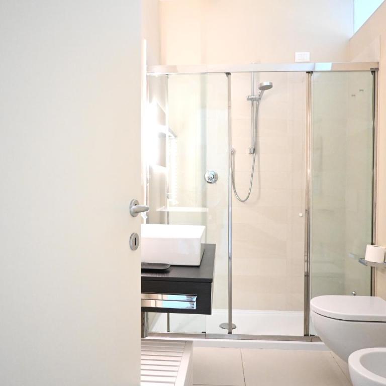 N004 - Villa Ulisse, splendido trilocale a 100m dal mare - Appartamento con 2 Camere da Letto - 23