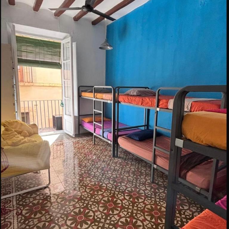 Tarragona Rooms 4 - Cama en habitación compartida mixta de 8 camas - 1