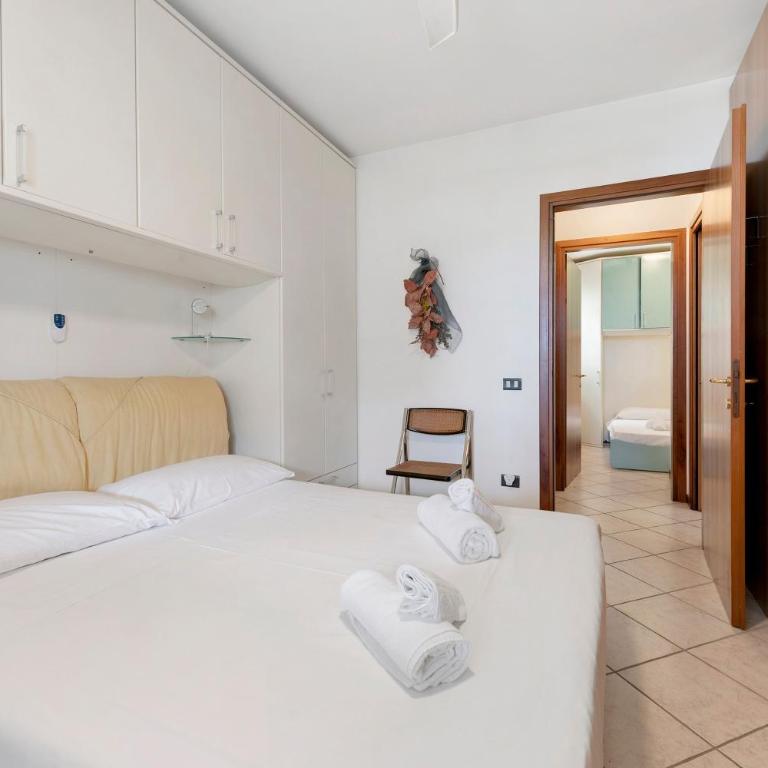 Garda Bloom - Appartamento Deluxe con 2 Camere da Letto e Vista Giardino - 13