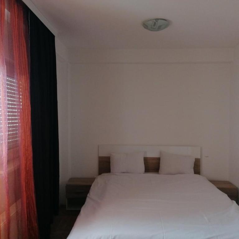 Savic - Apartment mit 2 Schlafzimmern - 4