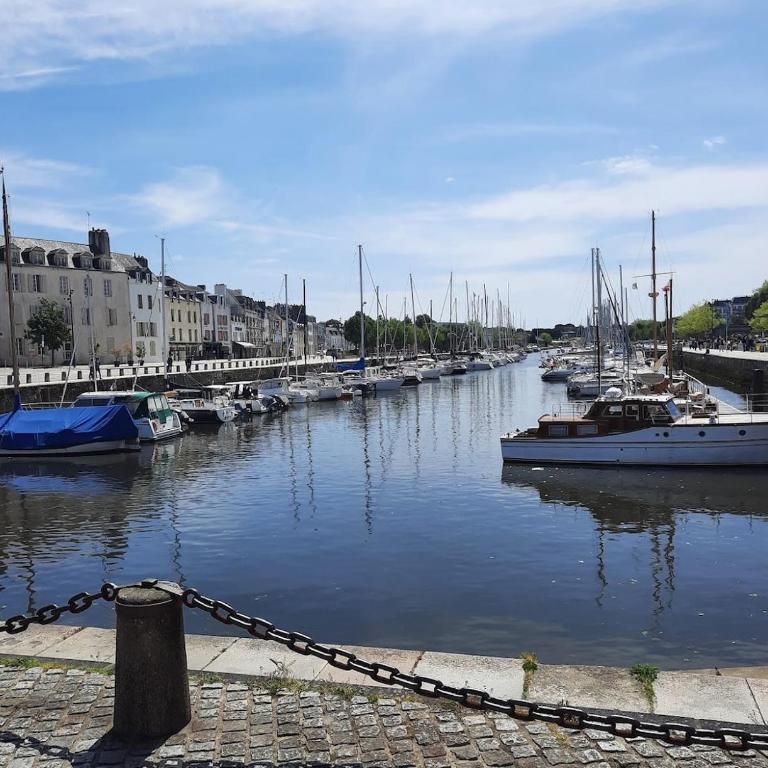 Vannes maison familiale avec jardin 6min du port - Casa con 1 dormitorio - 2
