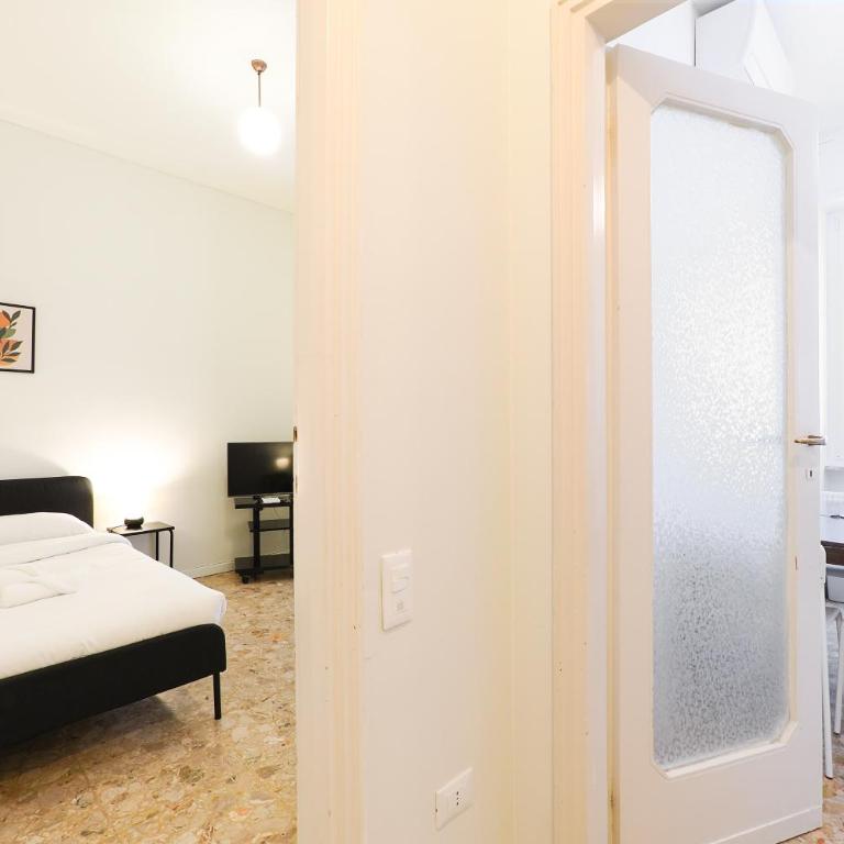 PrimoPiano - Plinio - Appartamento con 1 Camera da Letto e Balcone - 36