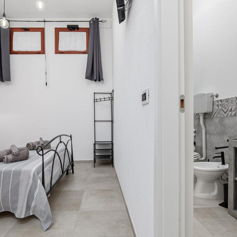 Appartamenti Corallo e Conchiglia - Studio with Sofa Bed - 11