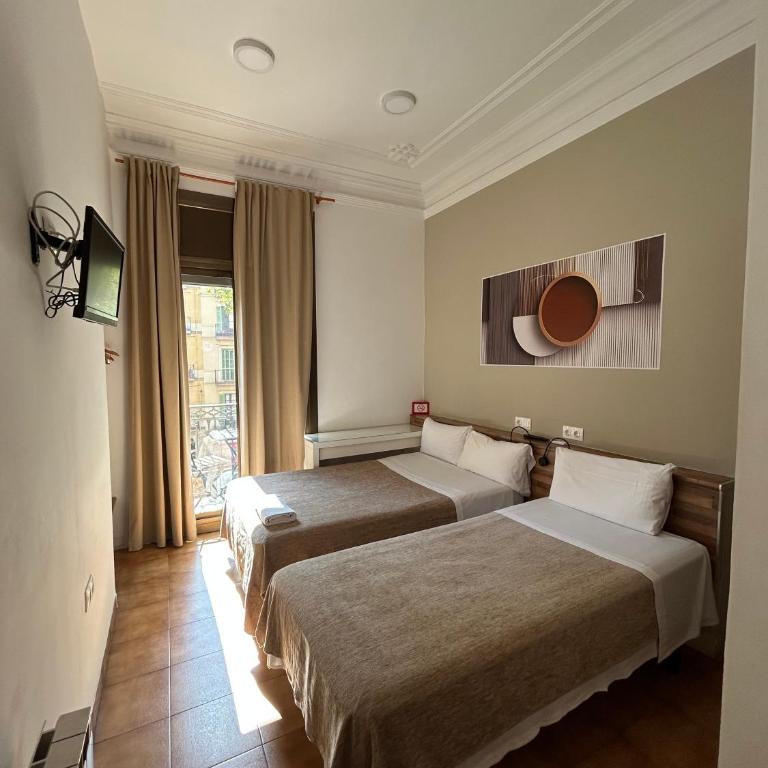 Hostal Delfos - Habitación Doble - 1 o 2 camas - 15