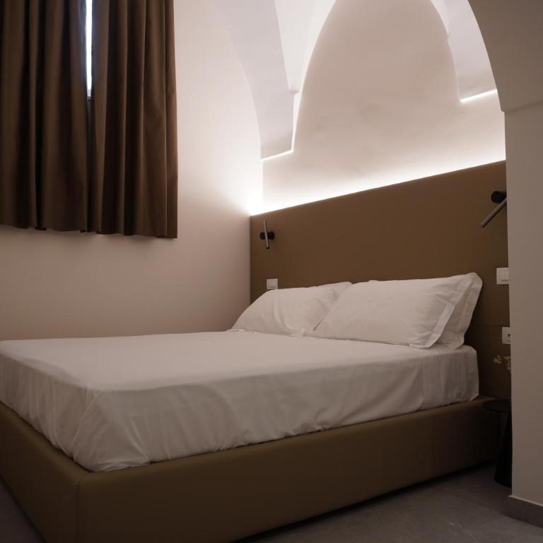 Corsocentodue Suites - Camera Familiare - 2