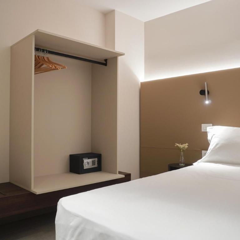 Corsocentodue Suites - Camera Quadrupla - 2