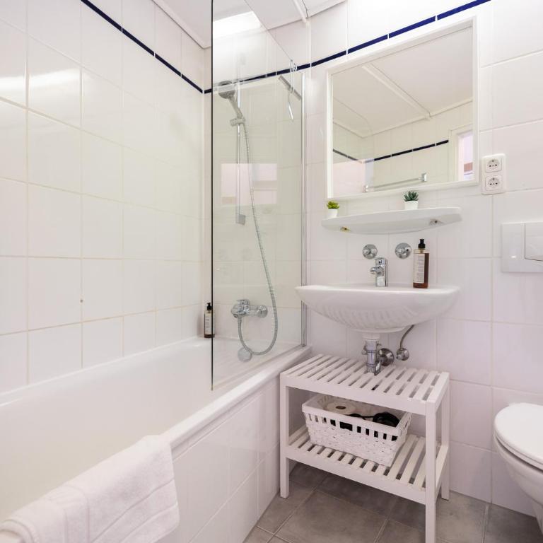 Business & Relax Skyline-View Wlan - One-Bedroom Apartment - 14