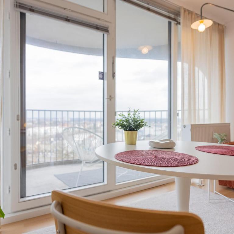 Business & Relax Skyline-View Wlan - One-Bedroom Apartment - 12