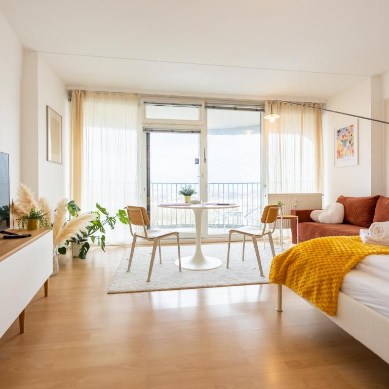 Business & Relax Skyline-View Wlan - One-Bedroom Apartment - 1