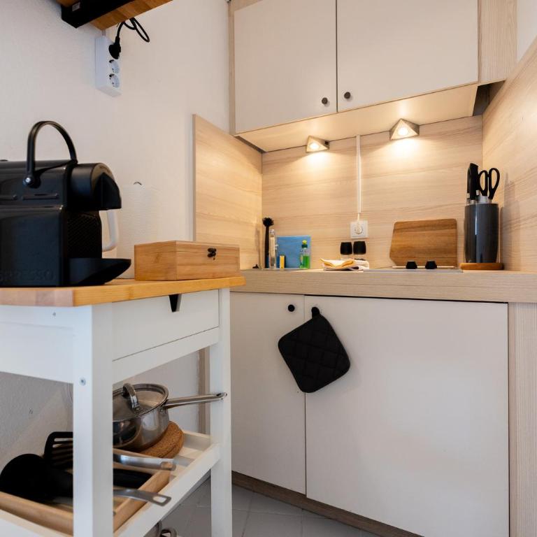 Business & Relax Skyline-View Wlan - One-Bedroom Apartment - 6