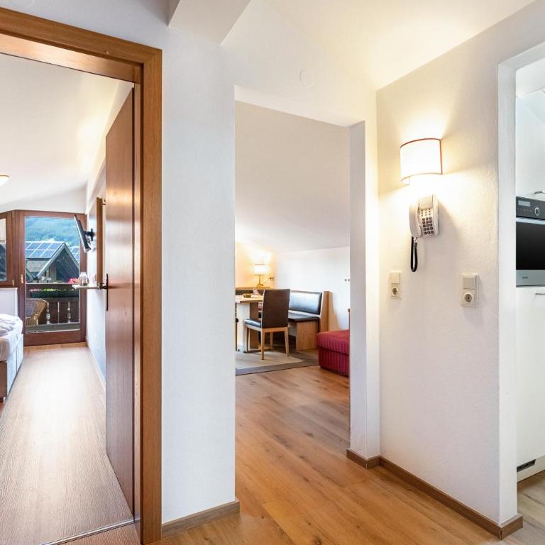 Apartment - Ferienwohnung Elisabeth - Superior Apartment mit 1 Schlafzimmer und Balkon - 12