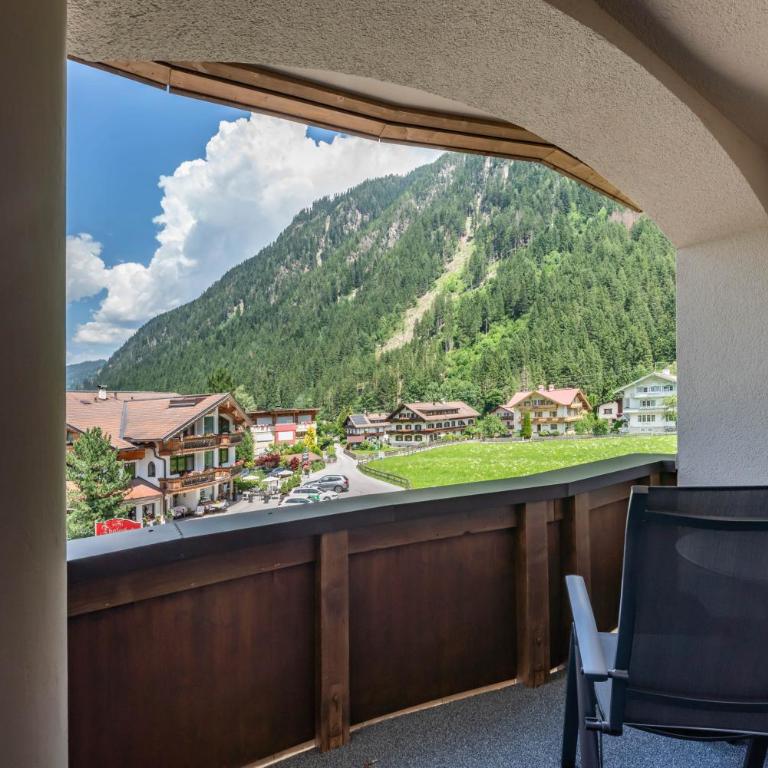 Hotel Pramstraller - Doppelzimmer mit Balkon - 21