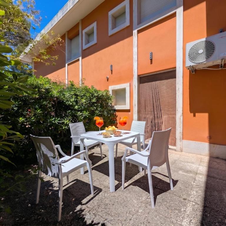 -Cortile privato- 2 min dal mare WiFi AC - Appartamento con 2 Camere da Letto - 7