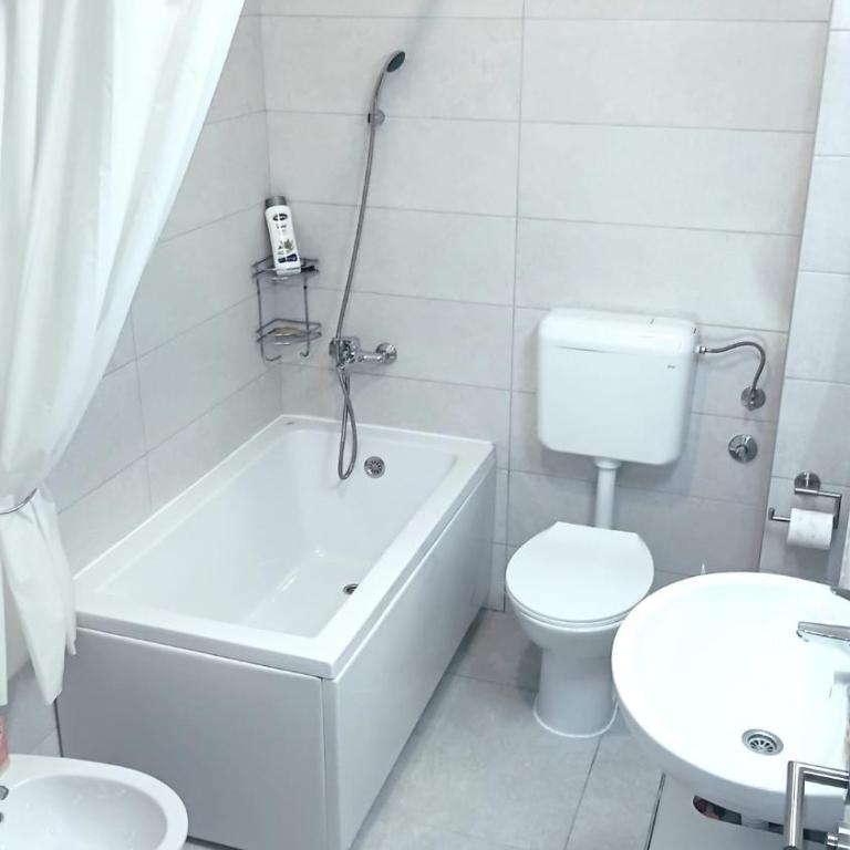 Apartment SAYA - Kuća sa 2 Spavaće Sobe - 9