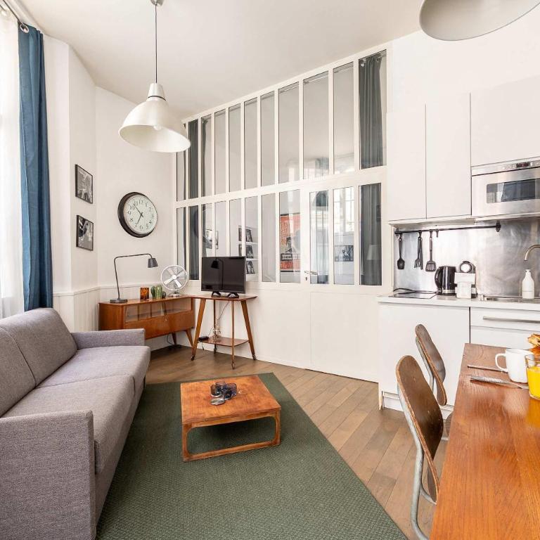 Bright Parisian 1BR - Near Canal Saint-Martin - Apartamento - 1