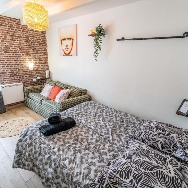 Le Spacieux Appartement Jacuzzi & Terrasse Parking Honfleur 10min plage - Haus mit 2 Schlafzimmern - 9