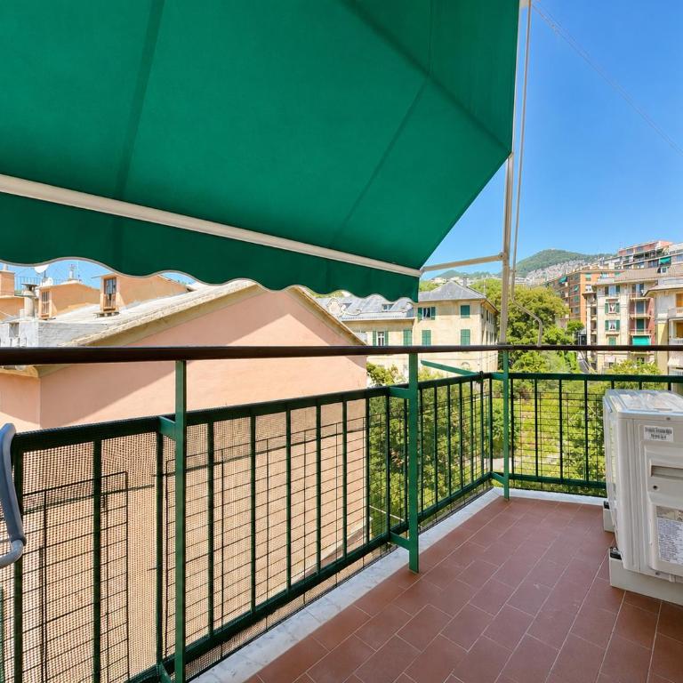 Bright and Spacious Elegant Apartment 5 min Airport - Appartamento con 1 Camera da Letto e Balcone - 16