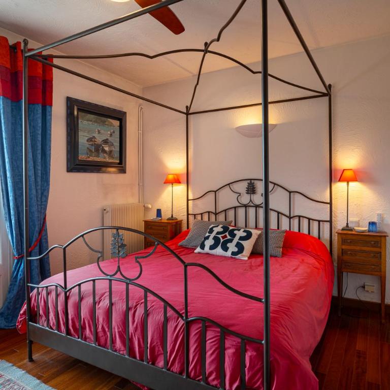 Grande Villa proche Sophia avec magnifique vue mer - Villa - 28
