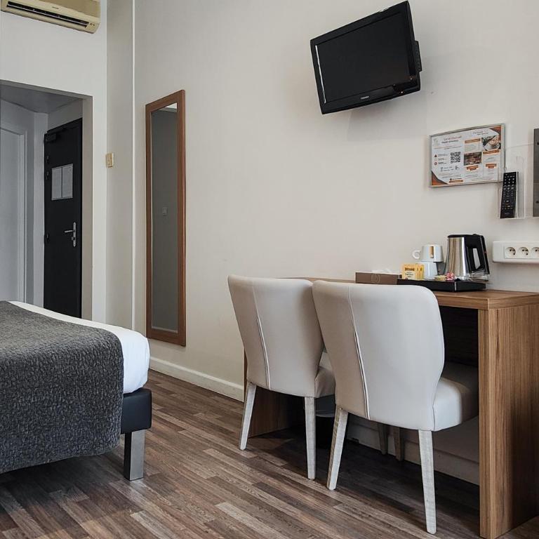 Hôtel Helvétique - Chambre Double Deluxe - 8