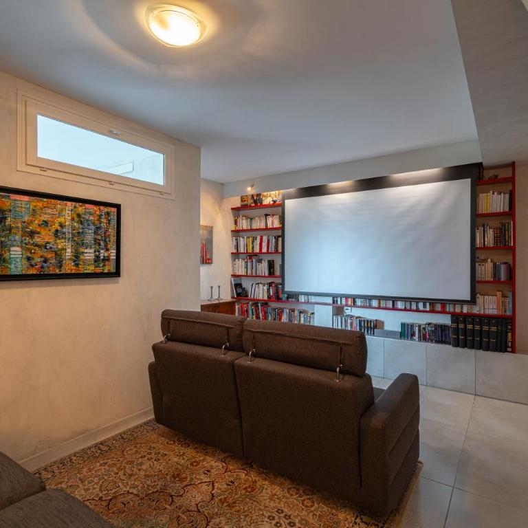 Grande Villa proche Sophia avec magnifique vue mer - Villa - 36
