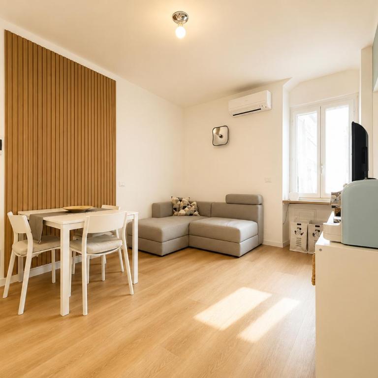 Apartment in the center of Varazze, 2 minutes from the sea - Appartamento con 2 Camere da Letto - 9