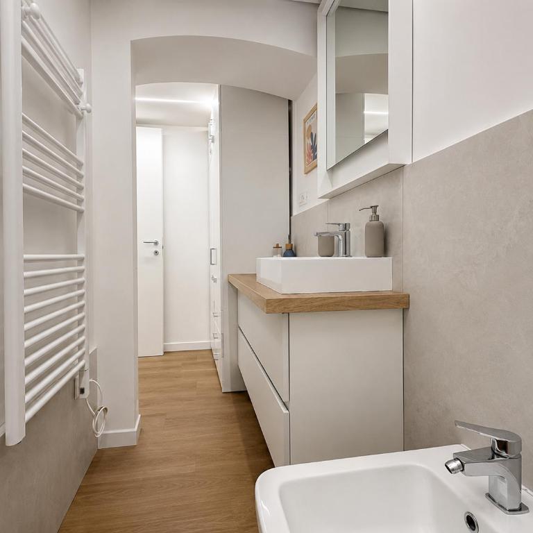 Apartment in the center of Varazze, 2 minutes from the sea - Appartamento con 2 Camere da Letto - 8