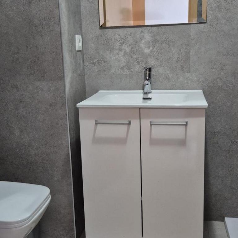 Casares del Sol 2100 - Apartamento con vistas a la piscina - 18