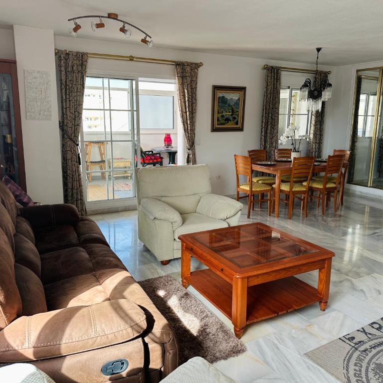 Beachside Penthouse Apartment, TIMON II, Palm Tree Avenue - Casa con 2 Camere da Letto - 1