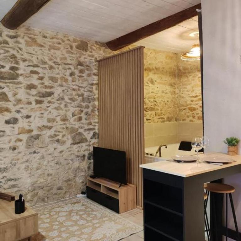 Jacuzzi de charme pour 2 - Apartment mit 1 Schlafzimmer - 3