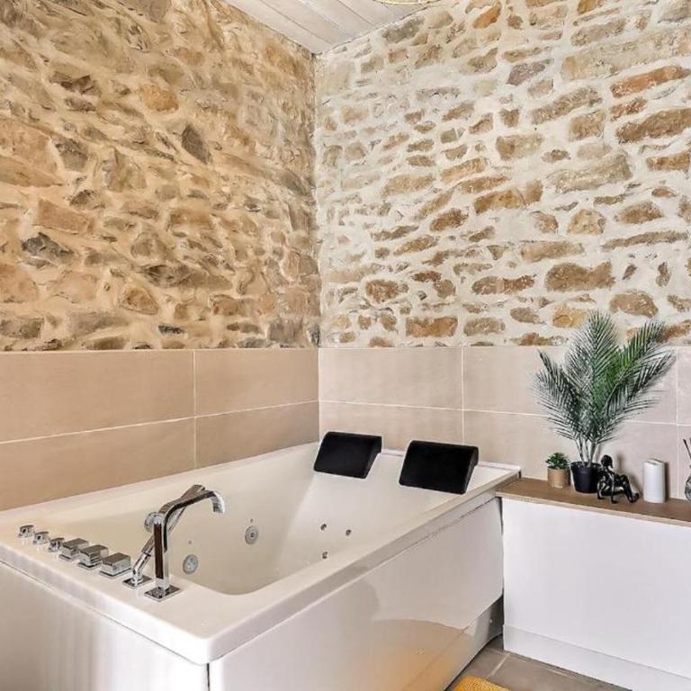 Jacuzzi de charme pour 2 - Apartment mit 1 Schlafzimmer - 8