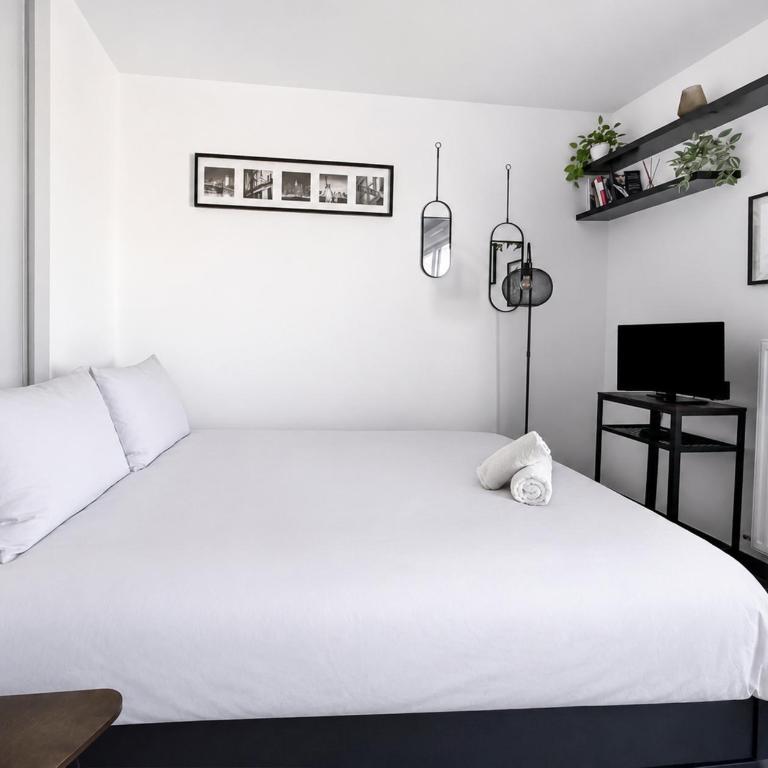 Studio, balcon, parking, commerces & transports - Studio avec Canapé-Lit - 12