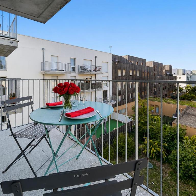 Studio, balcon, parking, commerces & transports - Studio avec Canapé-Lit - 9