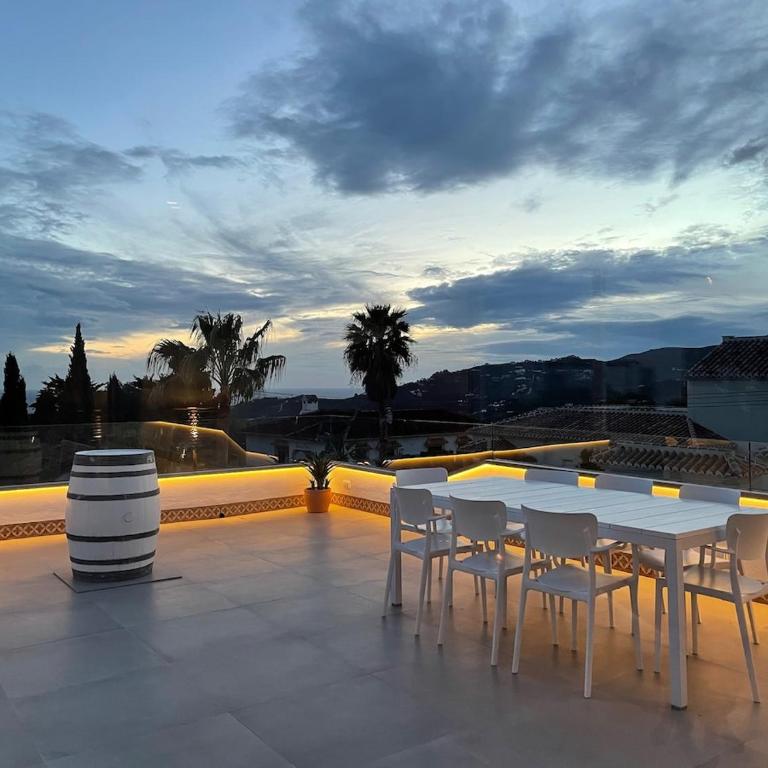 10-12-bed house in Nerja Frigiliana, Costa del Sol - Casa de 5 dormitorios - 35