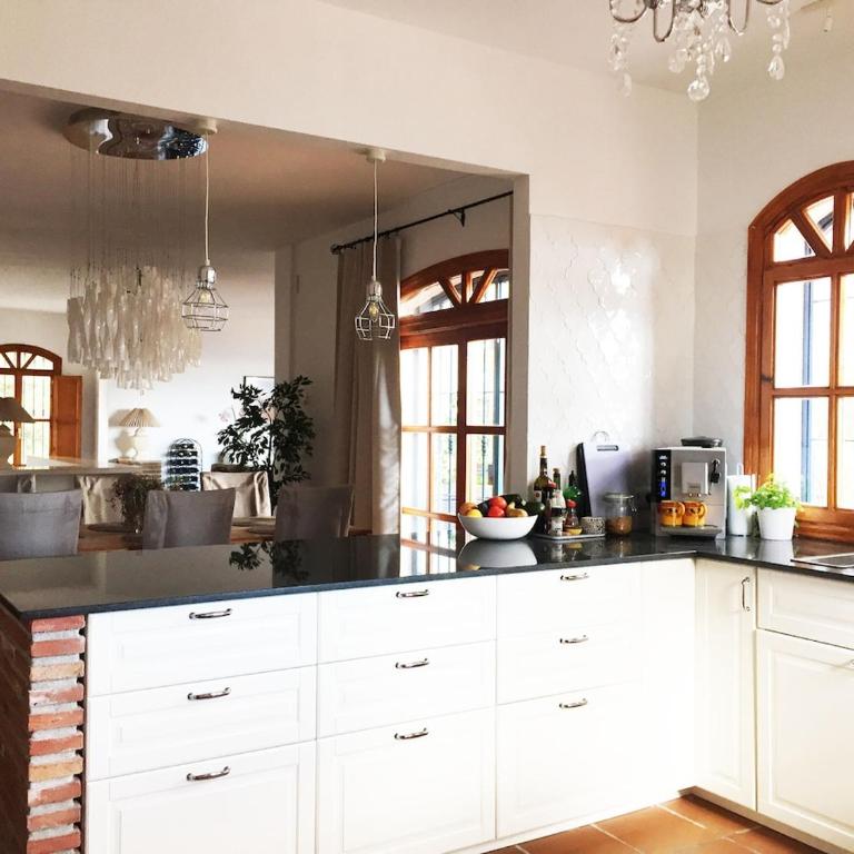 10-12-bed house in Nerja Frigiliana, Costa del Sol - Casa de 5 dormitorios - 43