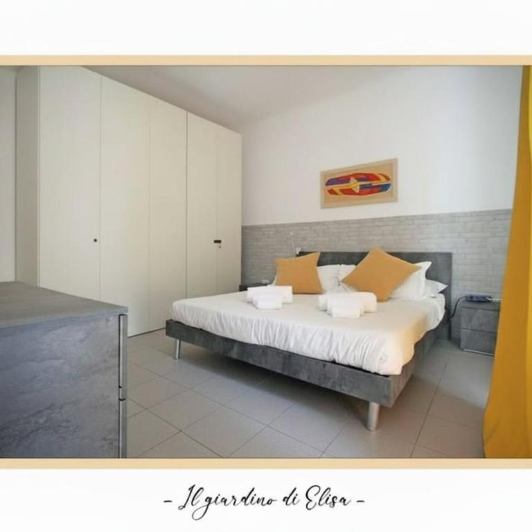 Elisa's Garden - Two-Bedroom Apartment - 16