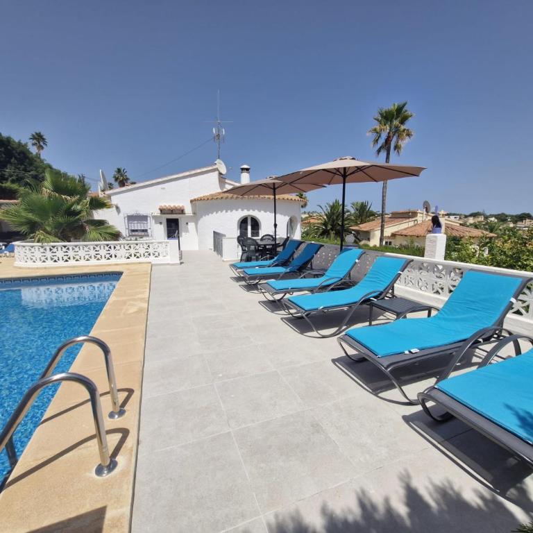 Casa Vista peñón by Theka Services - Villa with Private Pool - 1