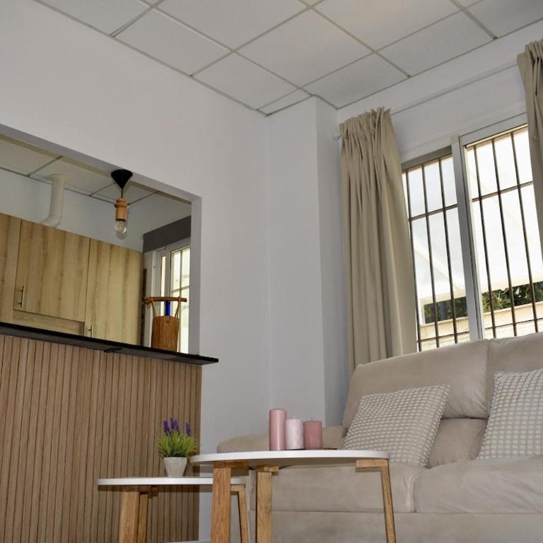Casa con terraza en Fuengirola - Casa con 1 dormitorio - 12