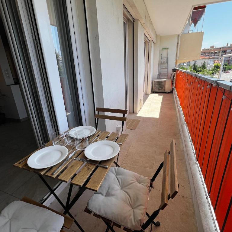 Appartement 2 Chambres - Terrasse, Parking Gratuit & Climatisation - Appartement 2 Chambres avec Terrasse - 11