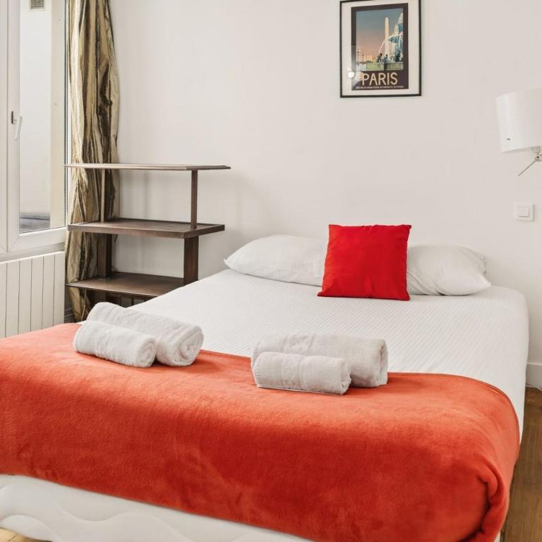 Bright & Peaceful 2BR in Paris 10th - Appartement 2 Chambres - 8