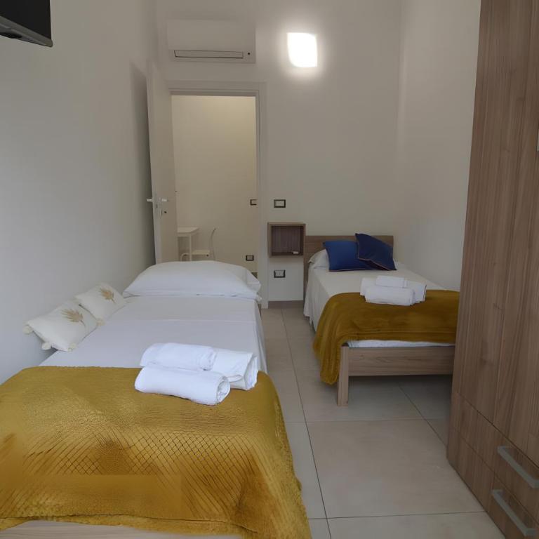 Maison Vivian Rooms - Appartamento Deluxe con 2 Camere da Letto e Balcone - 10